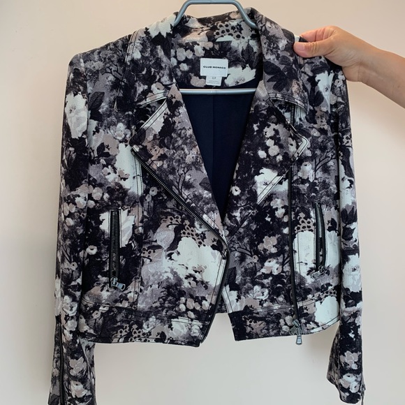 Club Monaco cropped light jacket - Picture 1 of 3